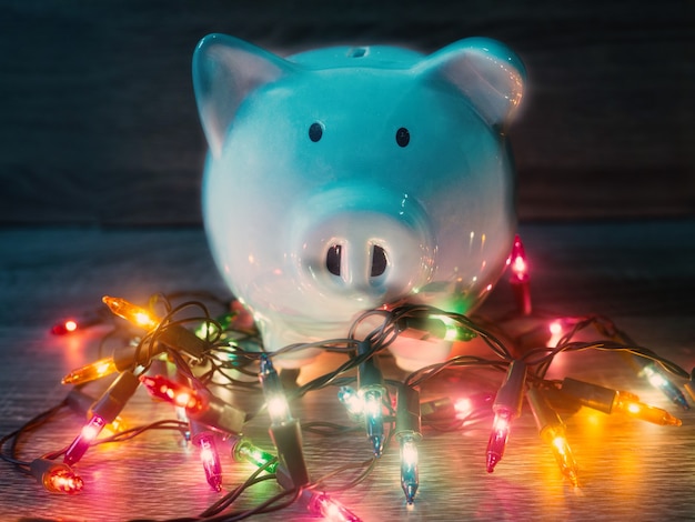 Emergency Fund Essentials: Secure Your 2025 Financial Future