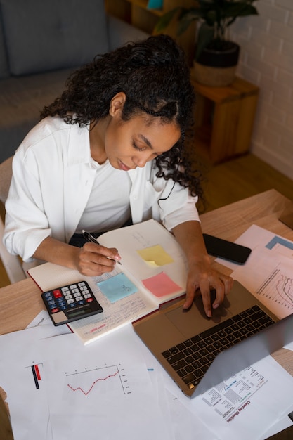 Build a Budget That Works: Your Practical Guide for 2025