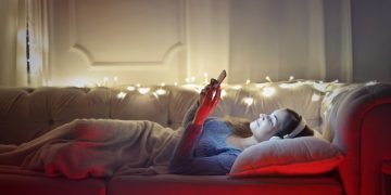Poor Sleep Linked to Mental Health Issues: New Study Insights - Cover Image