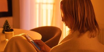 Social Media Detox: How 30 Minutes a Day Can Reduce Anxiety in 2025 - Cover Image