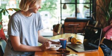 Unlock Exclusive Student Discounts: Save on Tech & Travel in the US - Cover Image